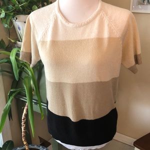 Short sleeve light sweater